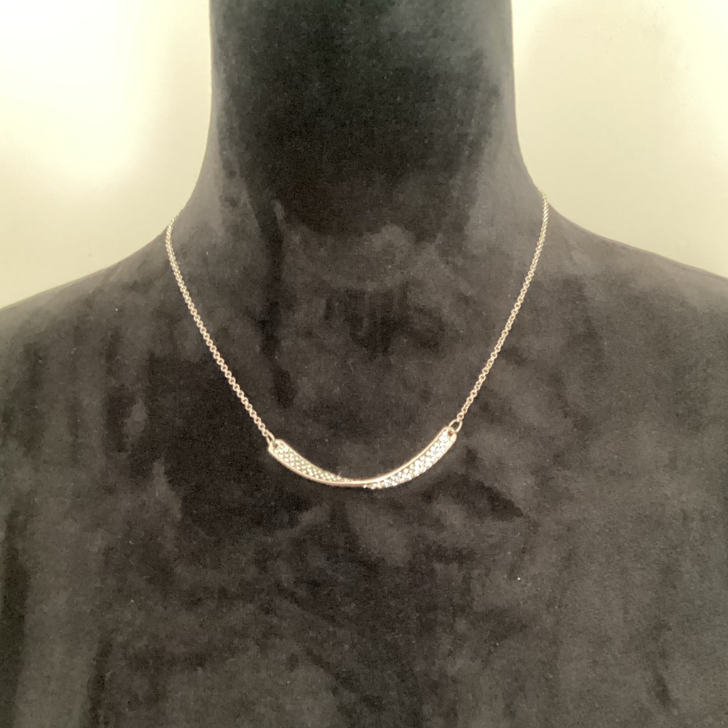 Elegant Necklace 8$